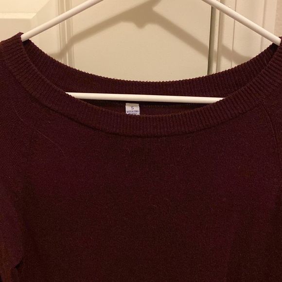 indigo burgundy colored sweater dress, size small - Picture 4 of 5